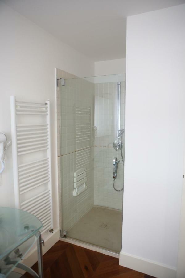 Champagne Rooms Sirmione Exterior foto
